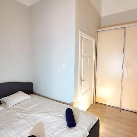 Lacplesa Downtown New 2-bedroom Apartamento