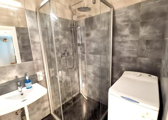 Lacplesa Downtown New 2-bedroom Апартаменты Рига